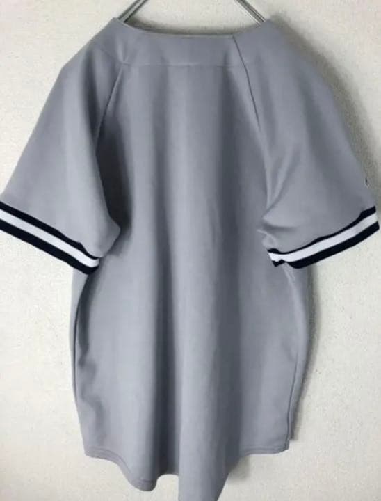 USA製 ニューヨークヤンキース MLB ベースボールシャツ ゲームシャツ.