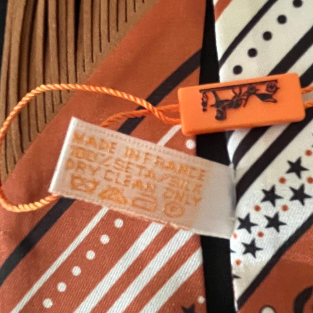 新品未使用　タグ付き　エルメス　ツイリー　レザーフリンジ　付属巾着付き