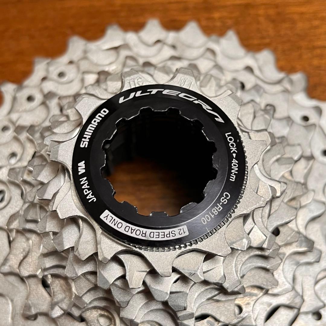 美品　シマノ　アルテグラ CS-R8100 11-30T 12速用スプロケット