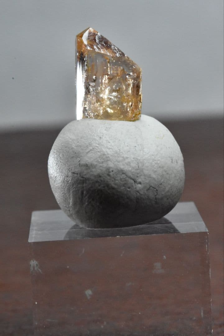 パキスタン カトラン産 ピンクトパーズ単結晶