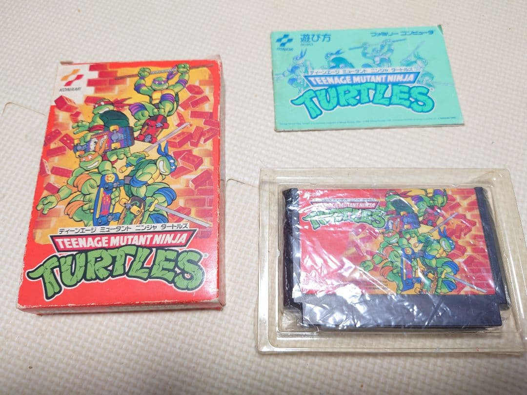 ファミコン　ティーンエージ ミュータント ニンジャ タートルズ　箱説付