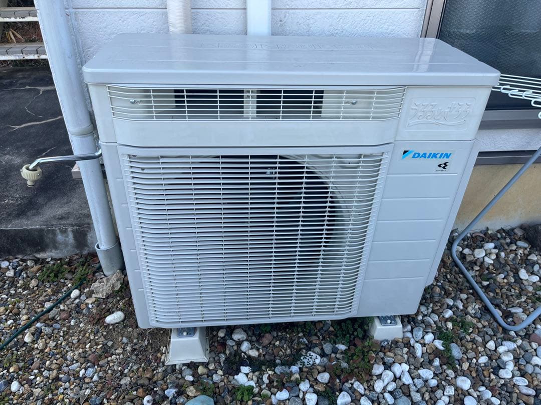 もも　ダイキン エアコン うるさら　AN253ARS-W 本体　8畳室外機