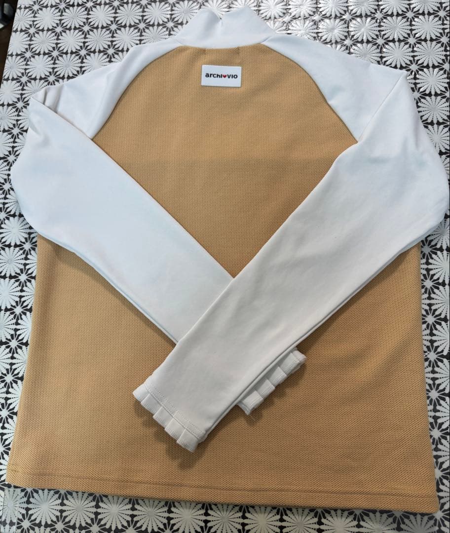 アルチビオ☆ロゴデザイン バイカラー モックネック プルオーバー M 美品