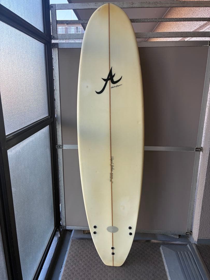 アロハサーフボード　ミッドレングス 3フィン