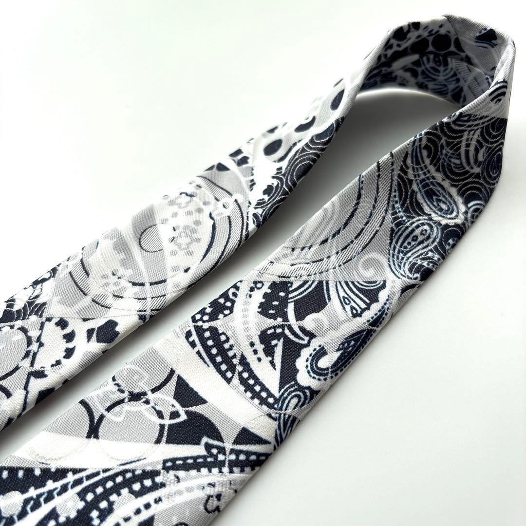 ꧁極美品꧂ エトロ ネクタイ ジャガード バンダナ ペイズリー ホワイト グレー