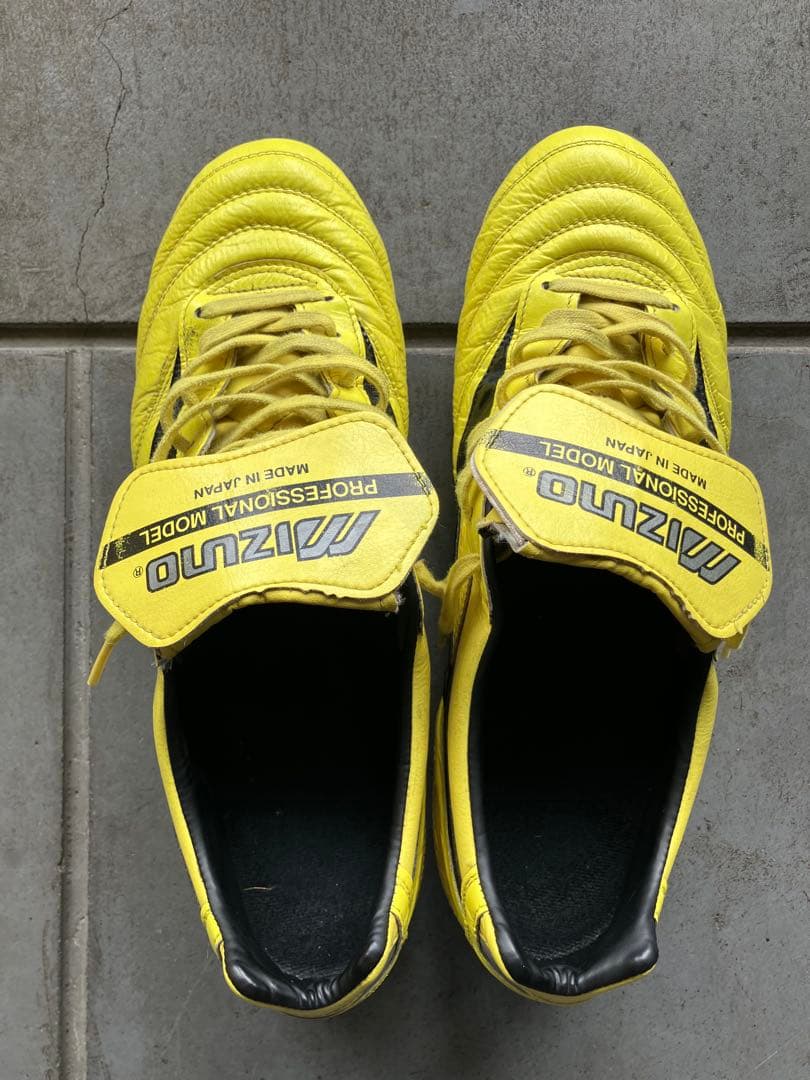 Mizuno モレリア2 30周年モデル イエロー