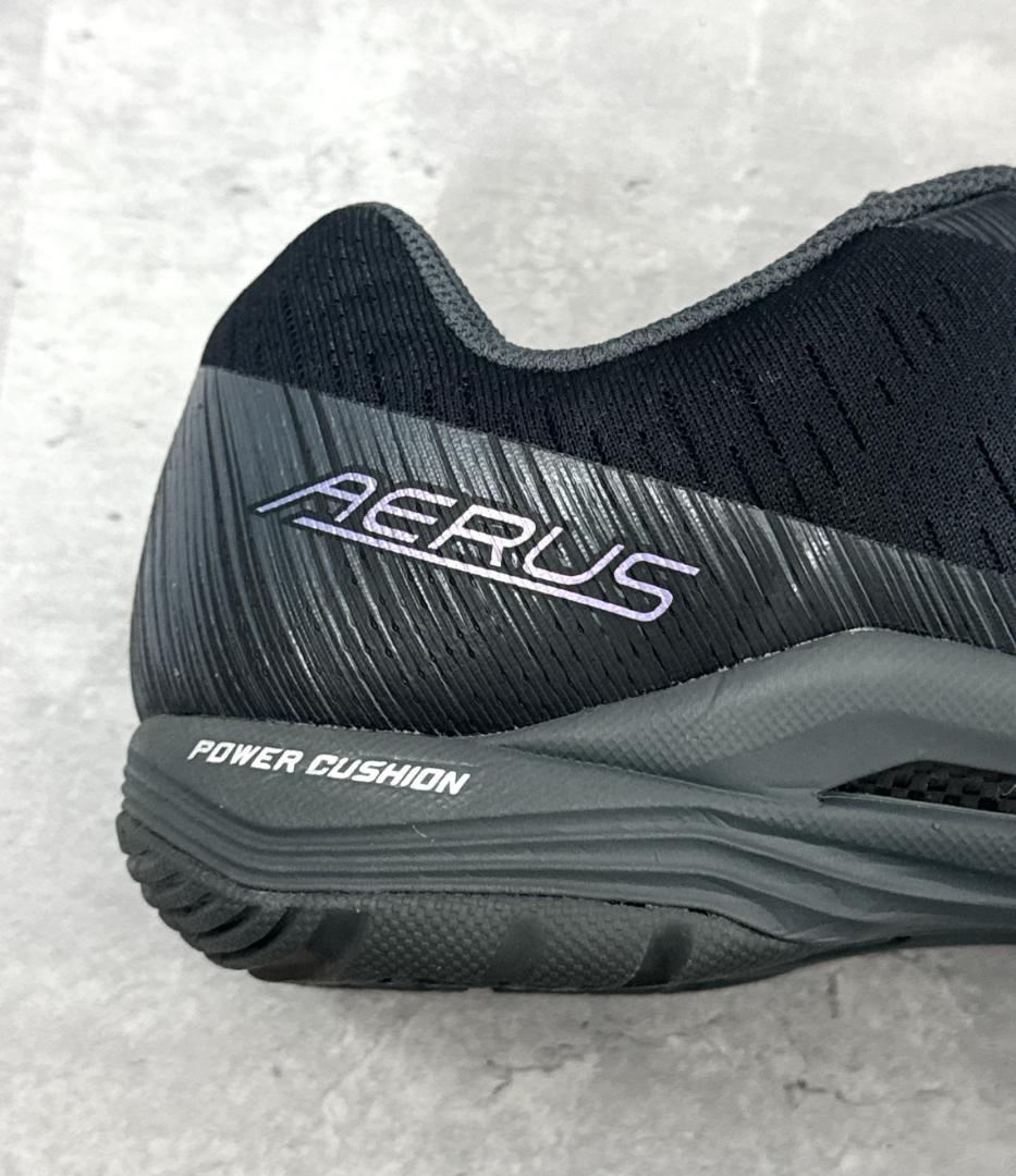 YONEX ヨネックス パワークッション エアラスZ バドミントンシューズ 中古