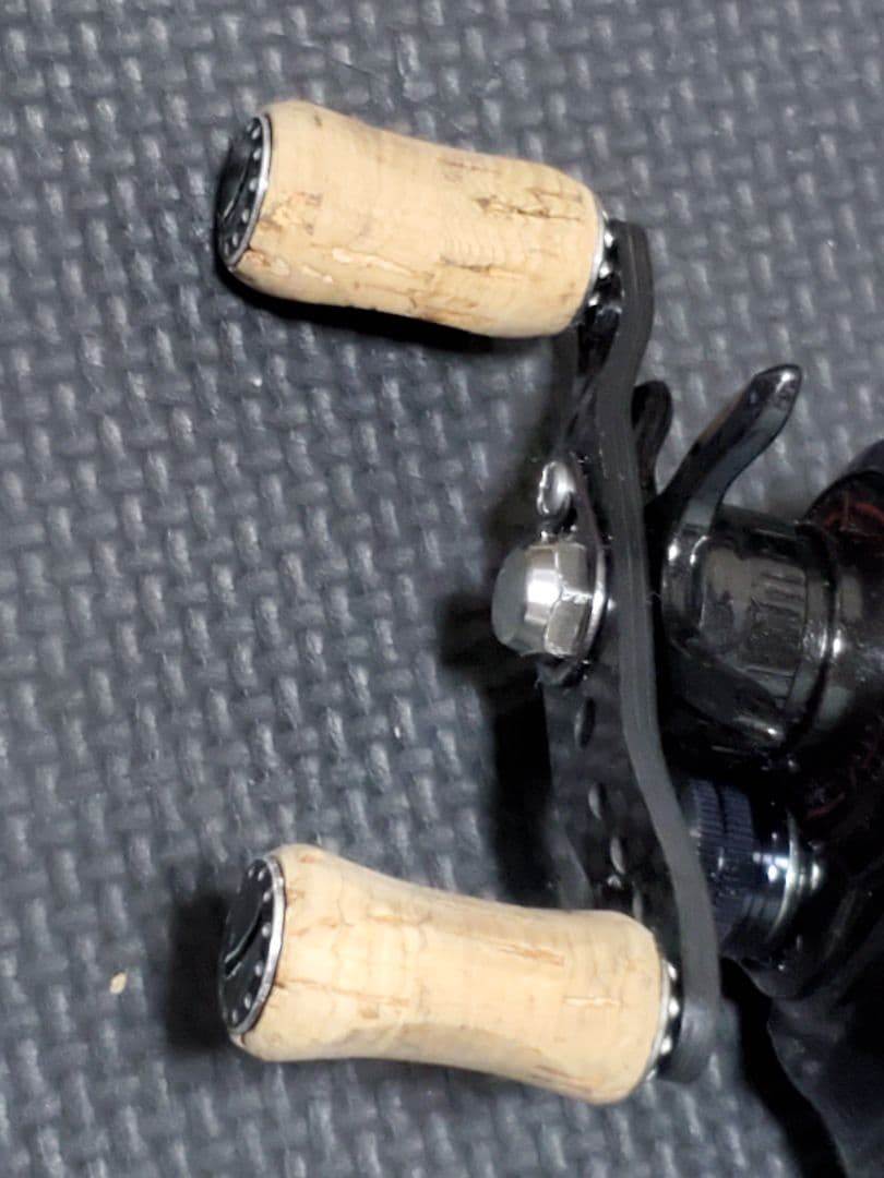 アブ・ガルシア ロキサーニ7 コルクハンドルノブ DFLノブ付き！