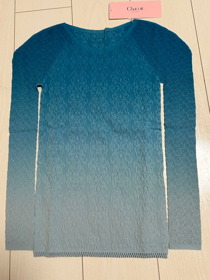 kayo/未使用Chacottノーソーイング グラデーションクルーネック