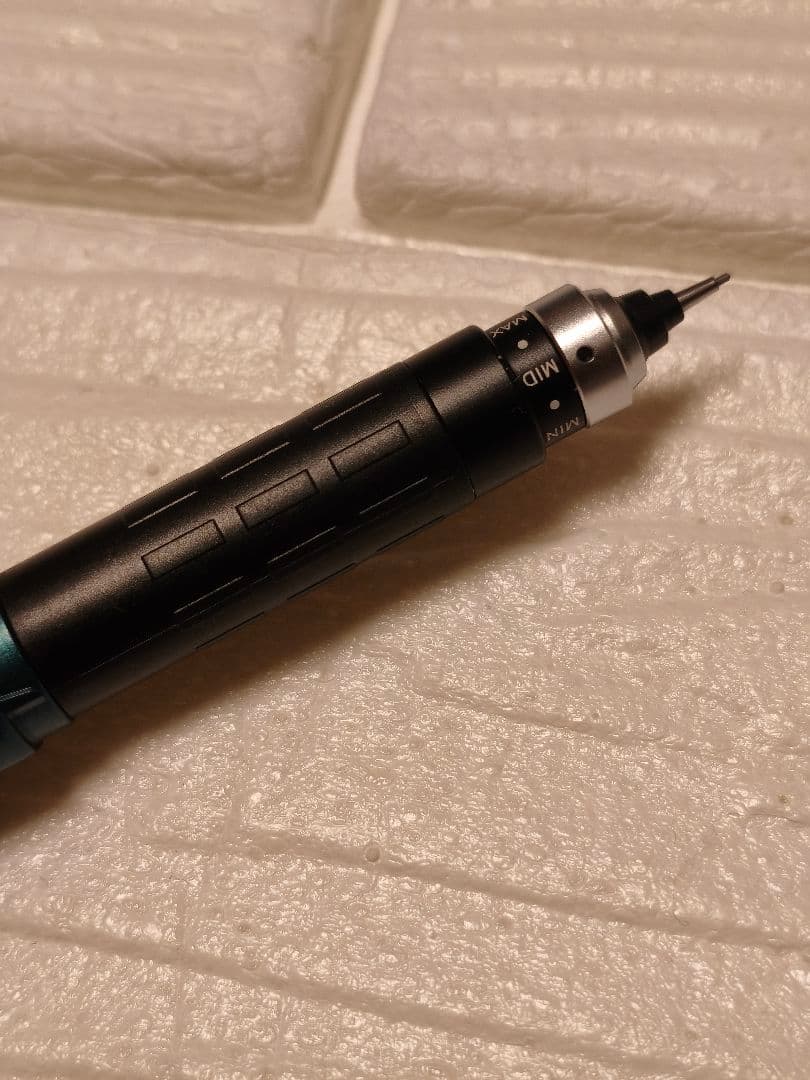 新品　クルトガダイブ　KURUTOGA DIVE デンスグリーン 本体