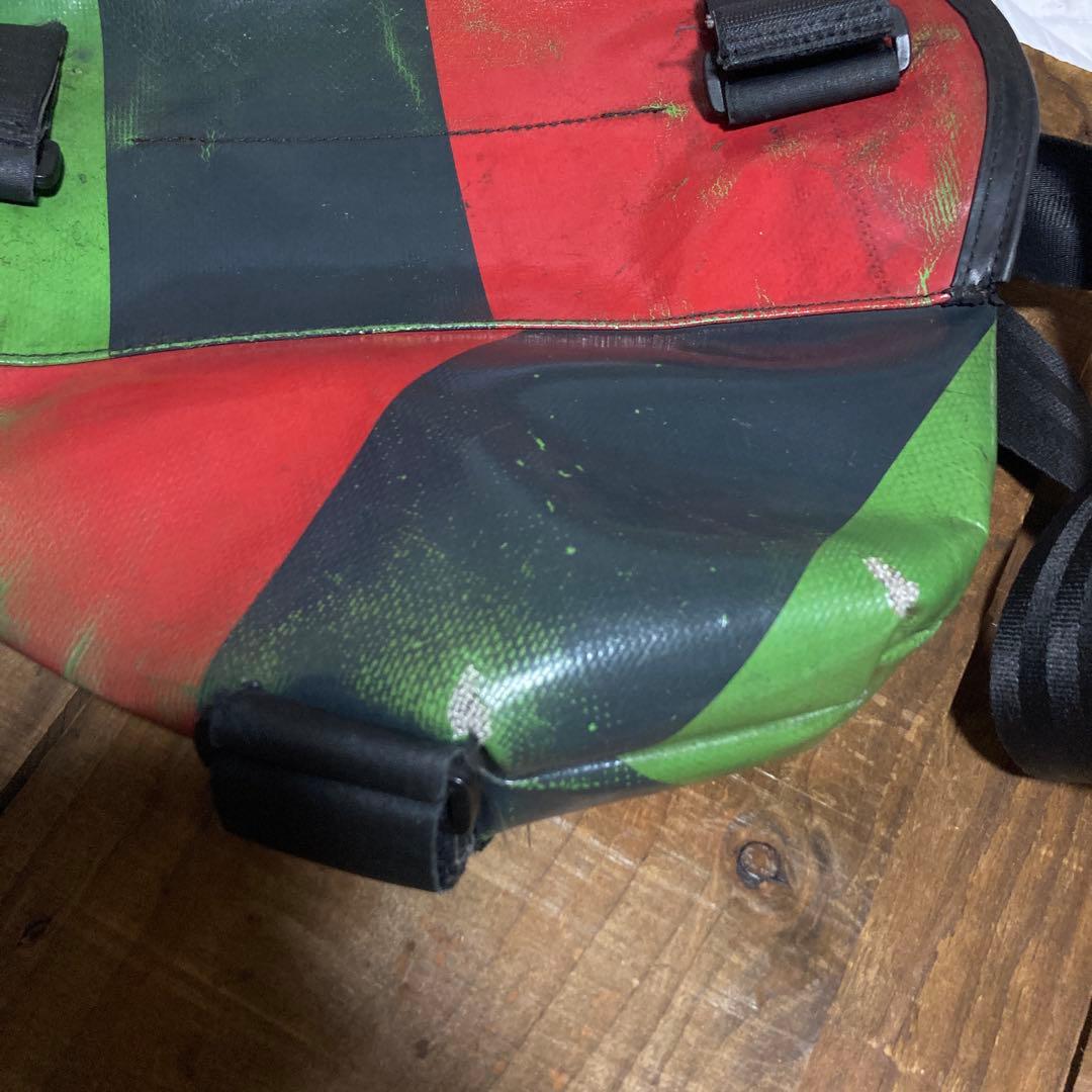 FREITAG メッセンジャーバッグ 赤・緑・黒 ナイトライダー