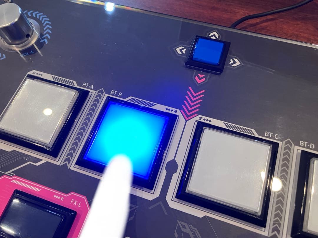 SVSE5 旧基盤 DAOボタン SDVXコントローラー　AC規格ノブ