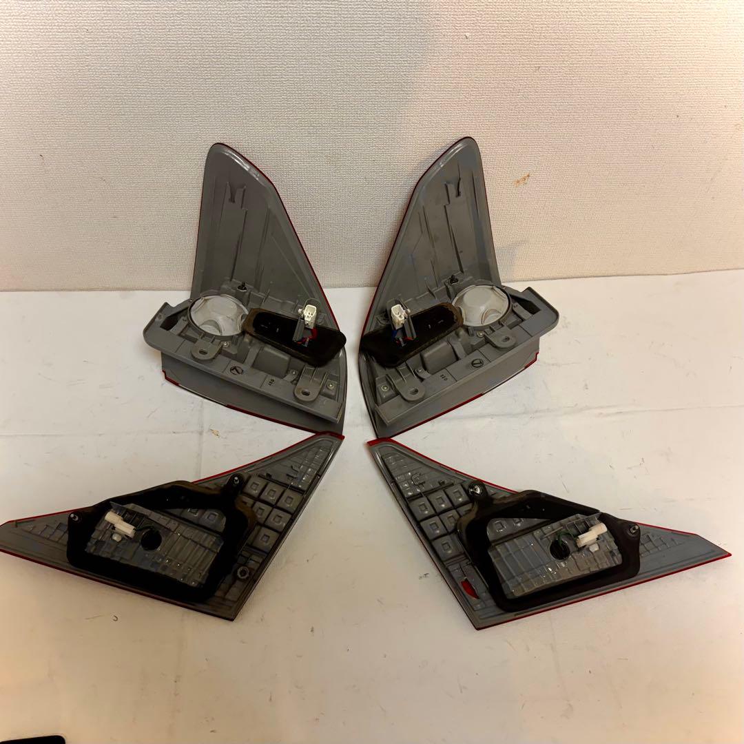 アルファード 20系 テールランプセット KOITO 58-27 58-31