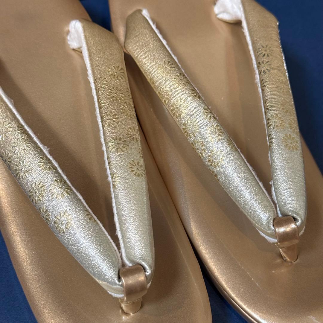 未使用品　草履　和装バッグ　2点セット　着物　浴衣　和装　金　豪華　風景柄