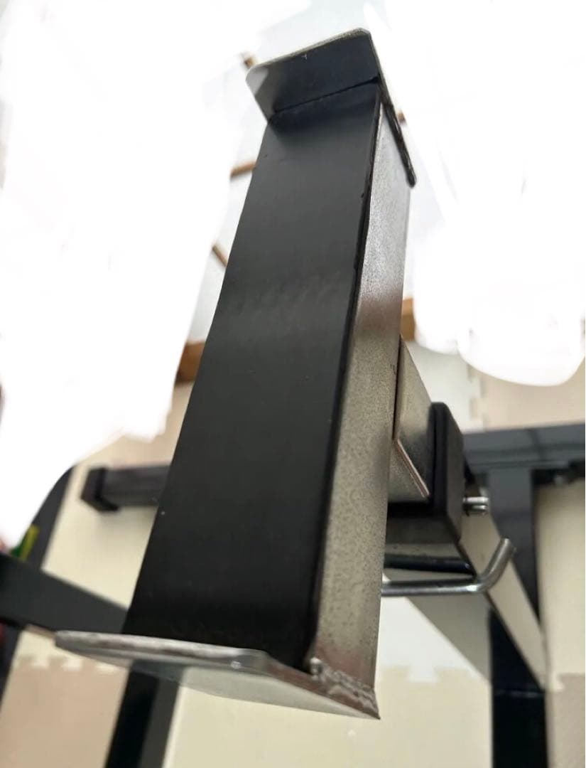 BODY DESIGNハイパープレスベンチとBODYMAKERセーフティスタンド