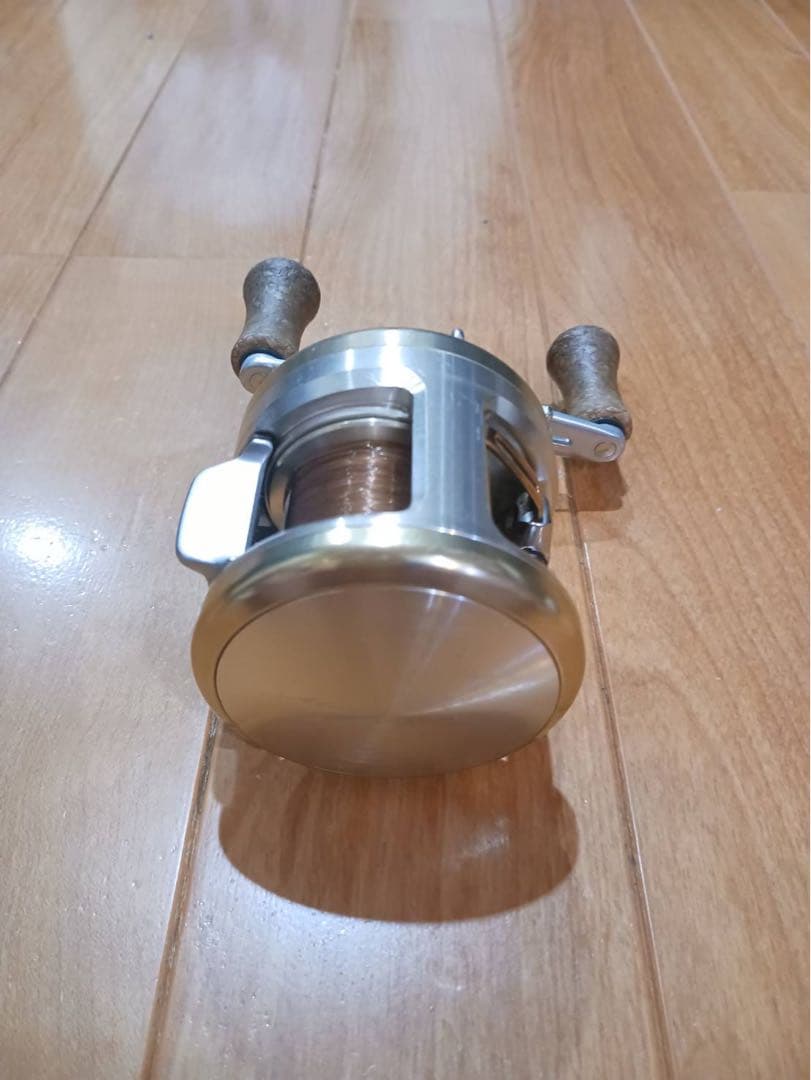 Daiwa ダイワ ミリオネア CV-Z 203L 左巻き