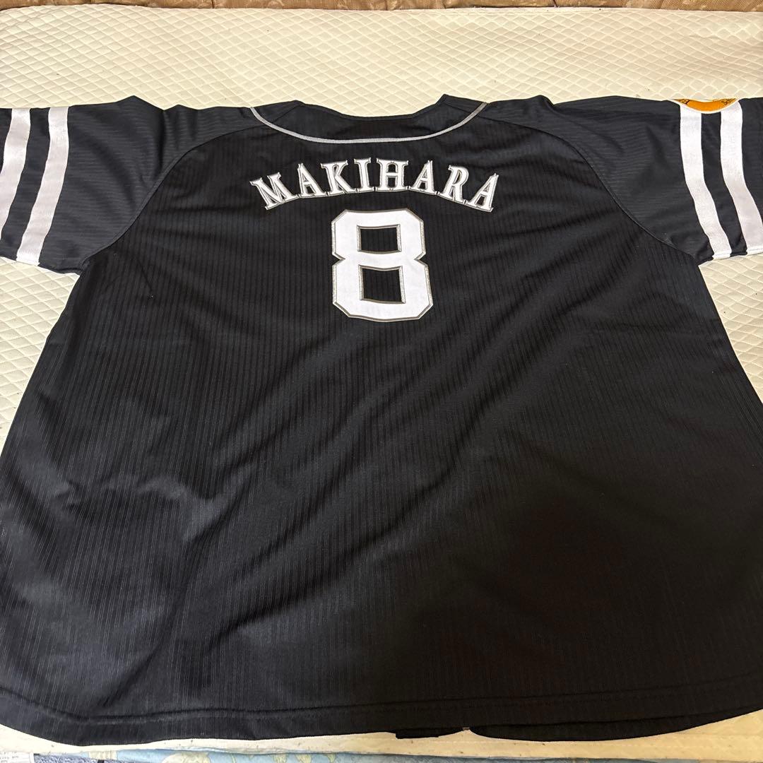 ソフトバンク ビジターユニフォーム 牧原大成 8