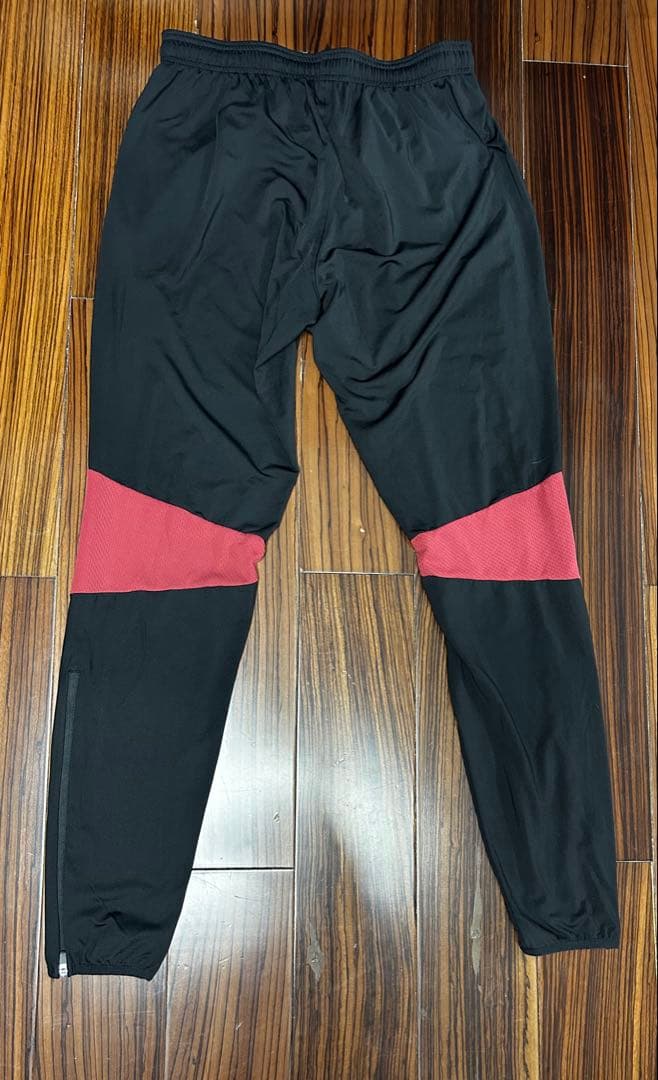 【新品未使用】Macronラグビー　ウェールズ代表　ウォームアップパンツ　L