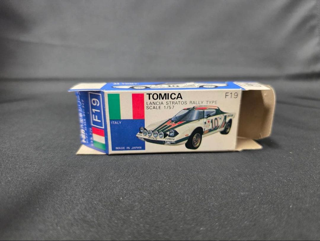 トミカ青箱F19ランチア・ストラトスラリータイプ(日本製)