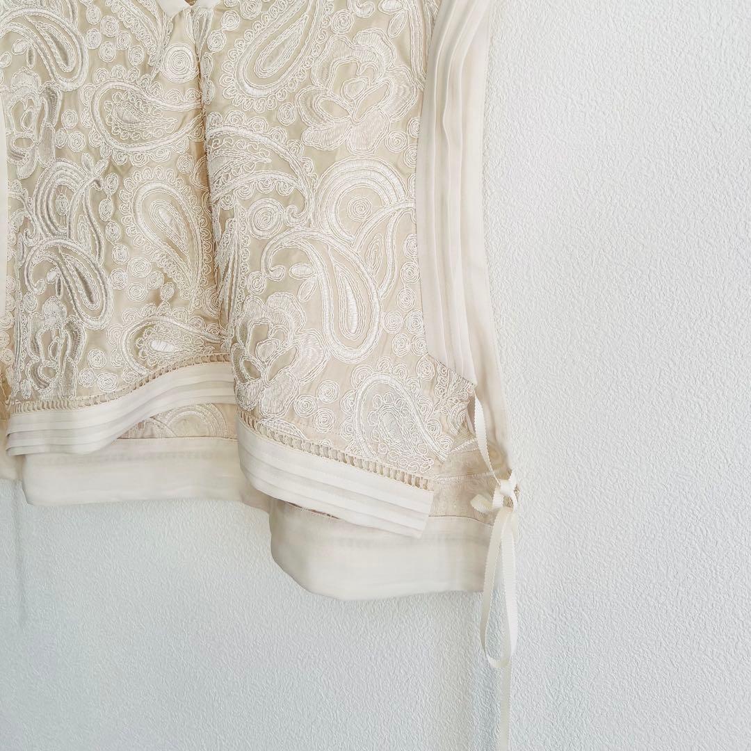 さ*ら様 タグ付き新品！IENA コード刺繍ジレ