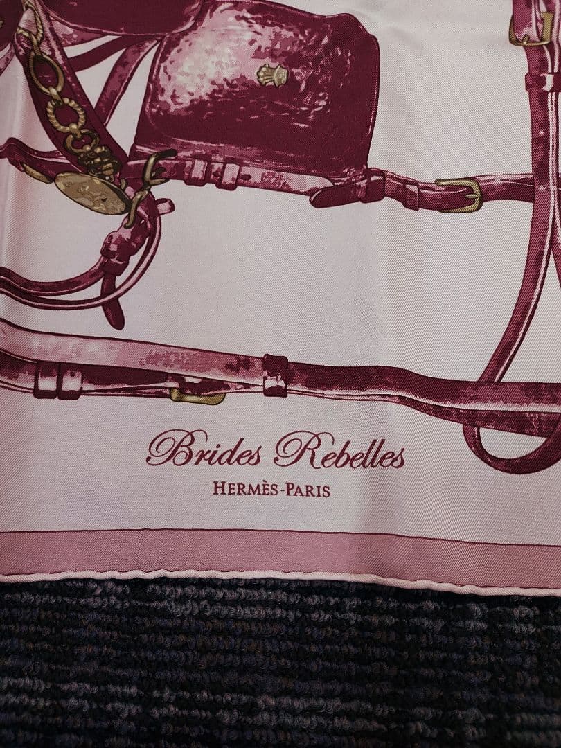 HERMÈS Brides Rebelles スカーフ カレ90