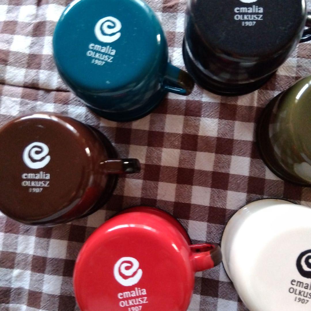 エマリアオルクシュ　emalia oLkusu マグカップ