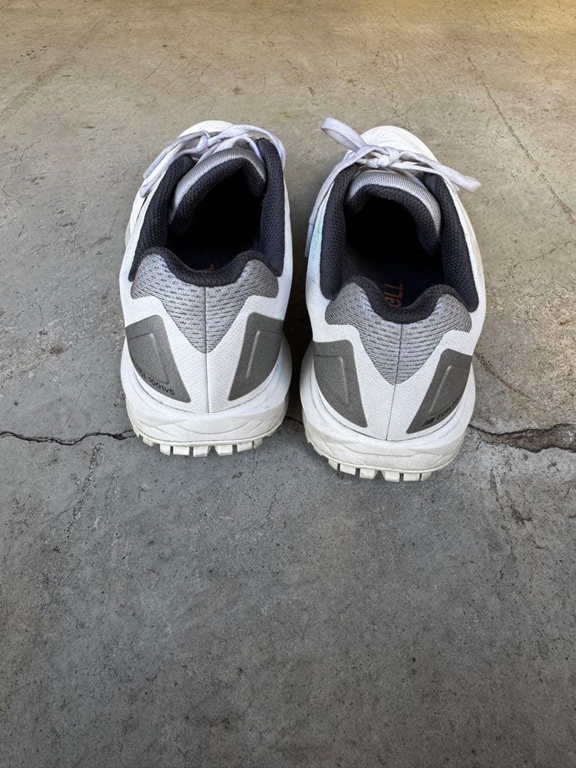 ニューバランスゴルフFuelCell 1001 v5 スパイクレス27cm