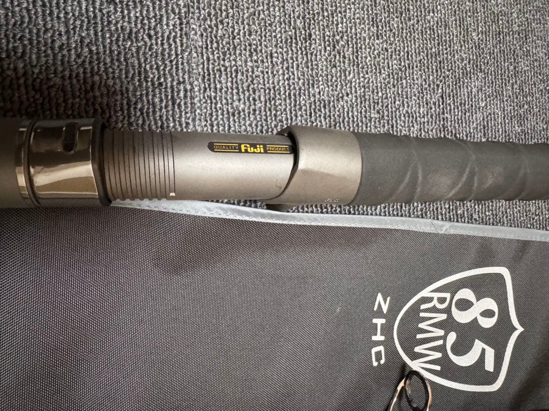 ツララ　モンストロ　ワールドレコード85ZHC