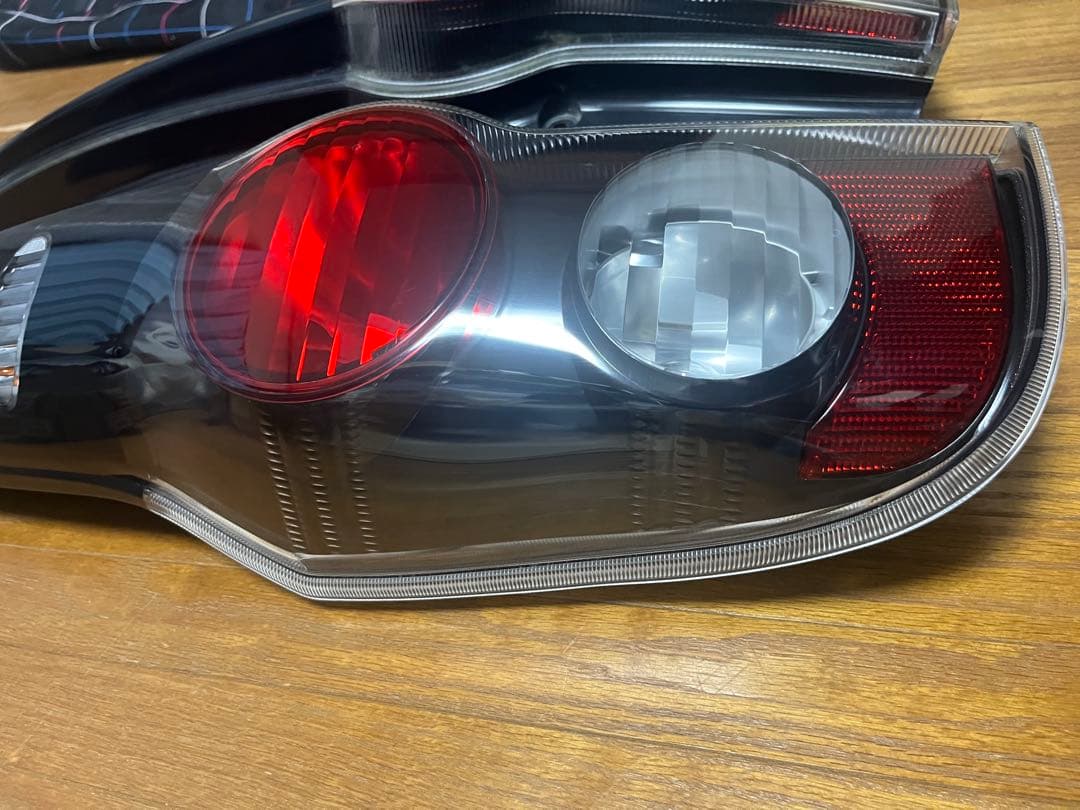 美品　ミラカスタム　テールランプ　L275