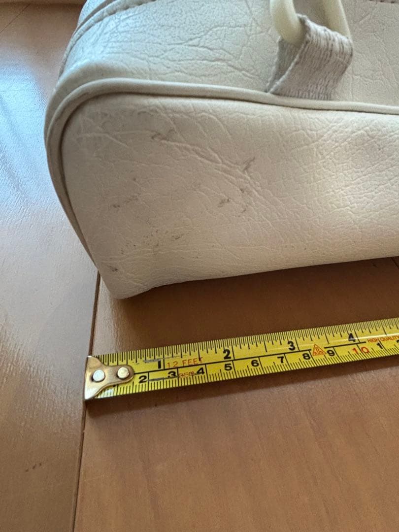 バトントワリング4本セットとバトンケース（ホワイト）