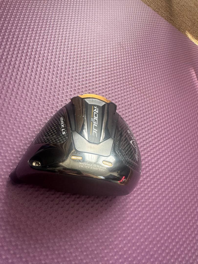 ローグST MAX LS 9.0° ヘッドのみ　ヘッドカバー付