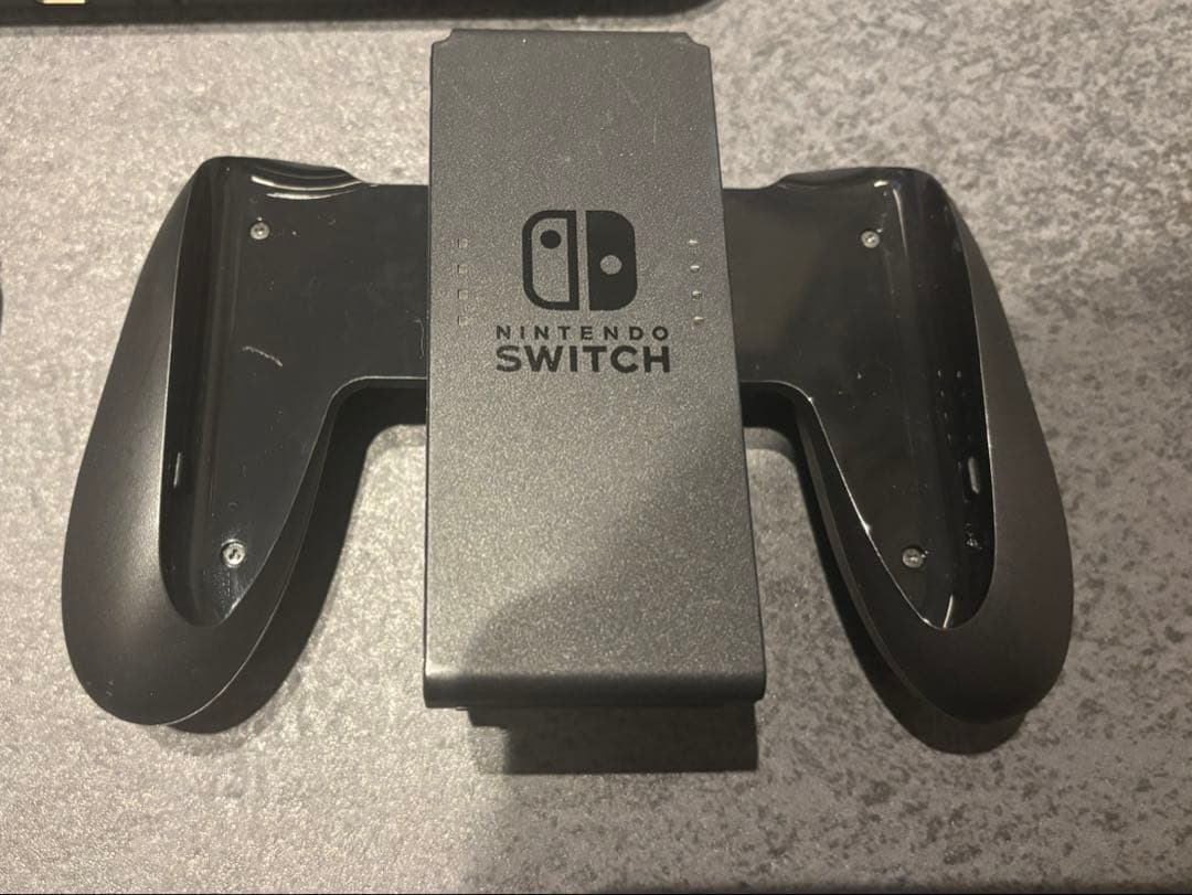 【純正】【箱なし】Nintendo Switch