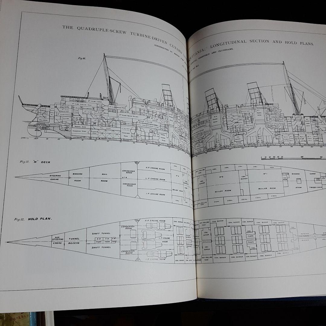 「豪華客船アキタニア: 四重ねじタービン駆動のキュナードライナー」（英語版）