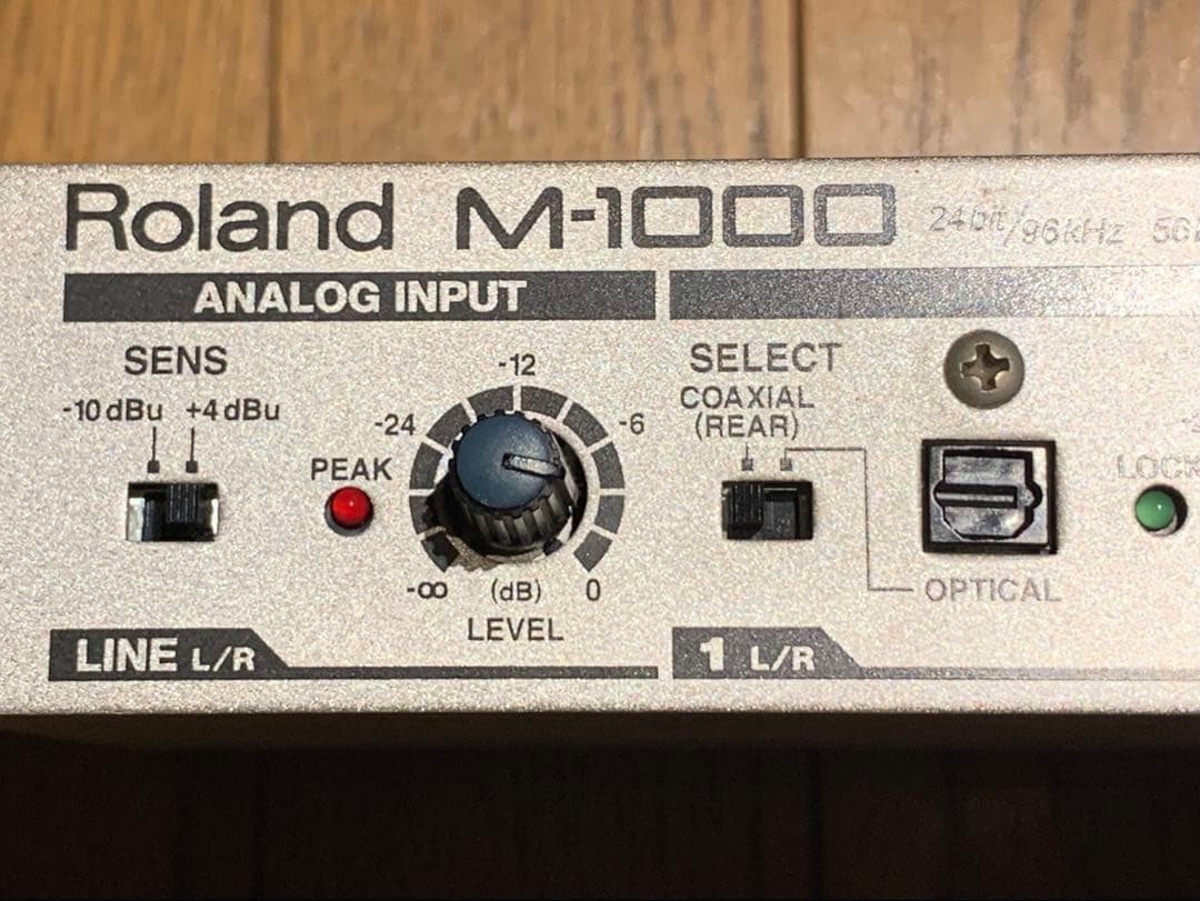 Roland M-1000 デジタルラインミキサー