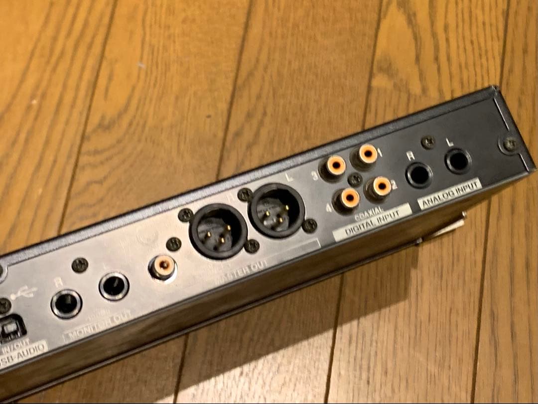 Roland M-1000 デジタルラインミキサー