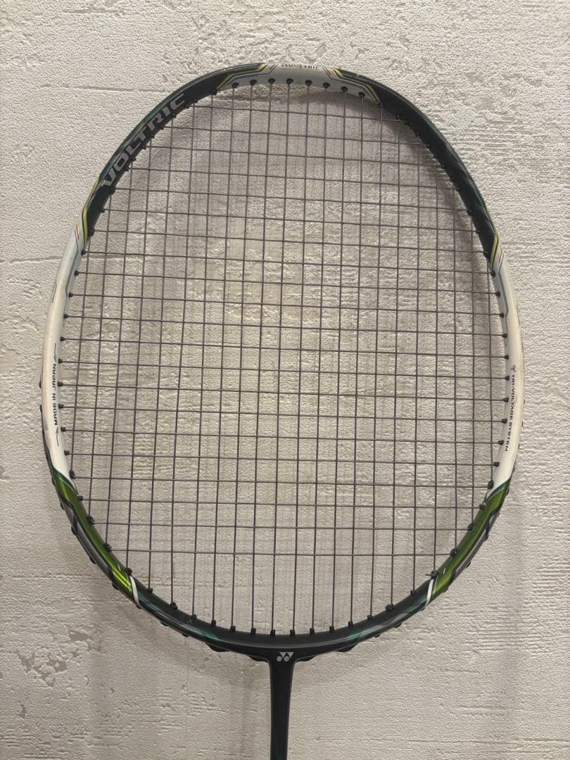 YONEX ボルトリック Z フォース バドミントンラケット