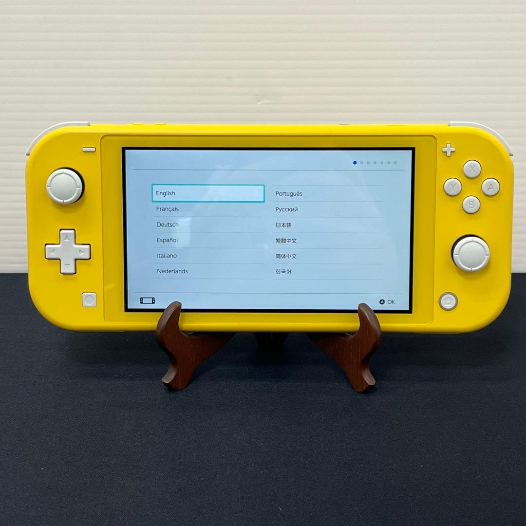 ジャンク【電源確認済み】Nintendo Switch Lite　イエロー