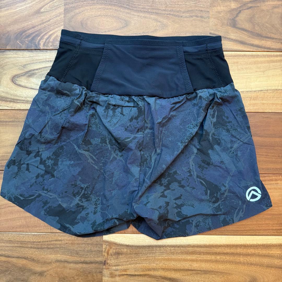 THE NORTH FACE エンデュリストレイルベリーショーツ