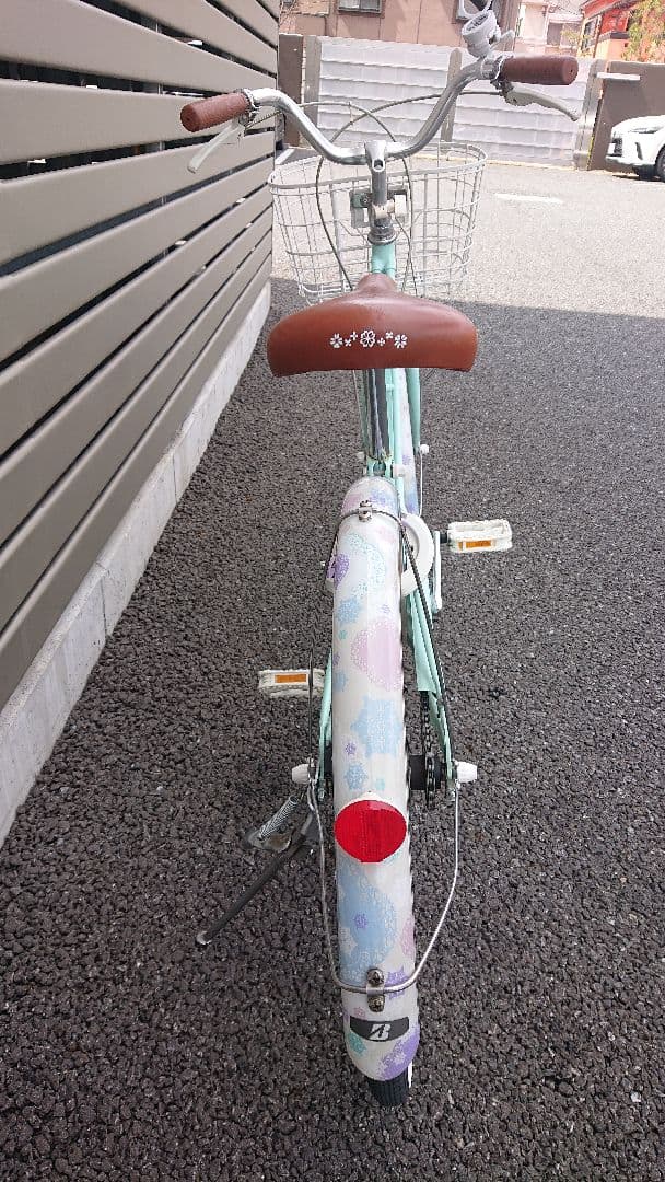 ブリヂストン　自転車　リコリーナ 22インチ