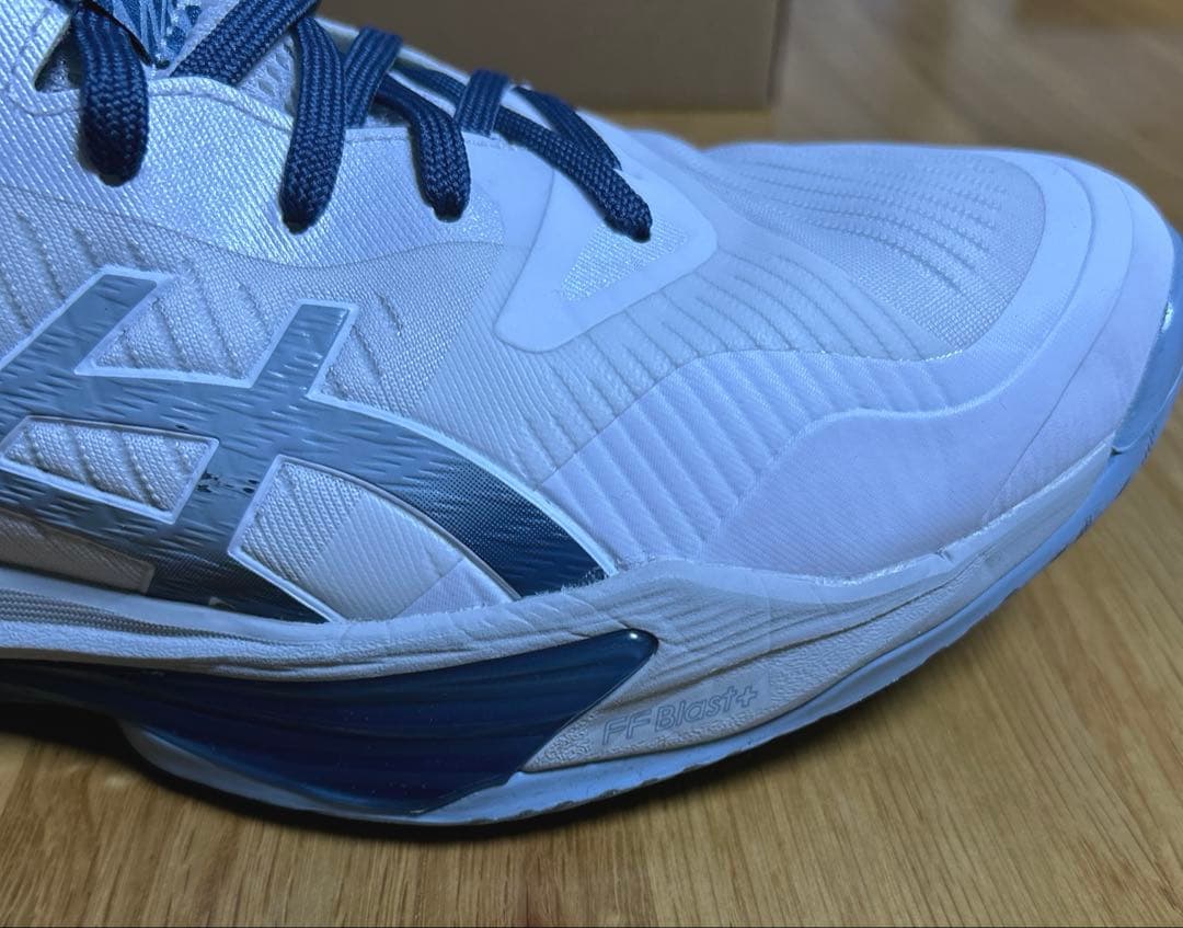 アシックス　スカイエリートff3 28.5 バレーボール　シューズ