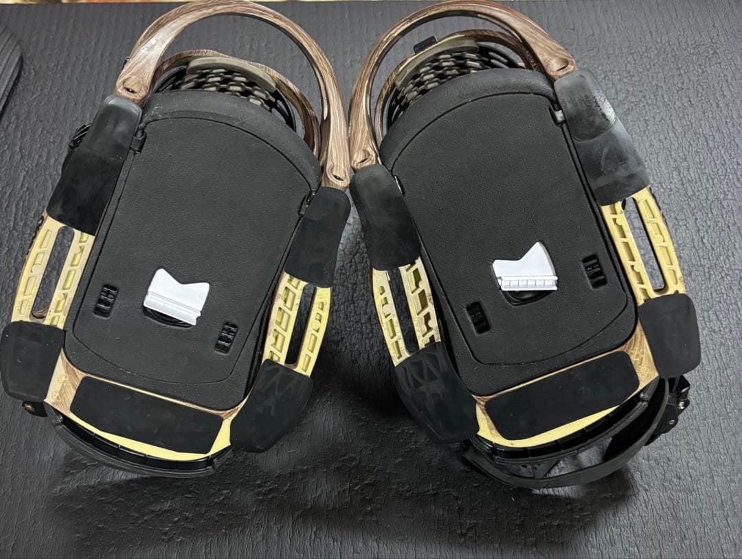 BURTON GENESIS EST バートンジェネシス