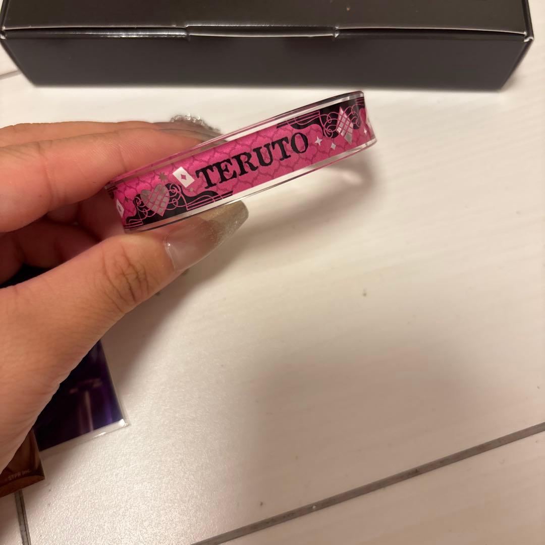 Knight A ポストカードセットとブレスレット