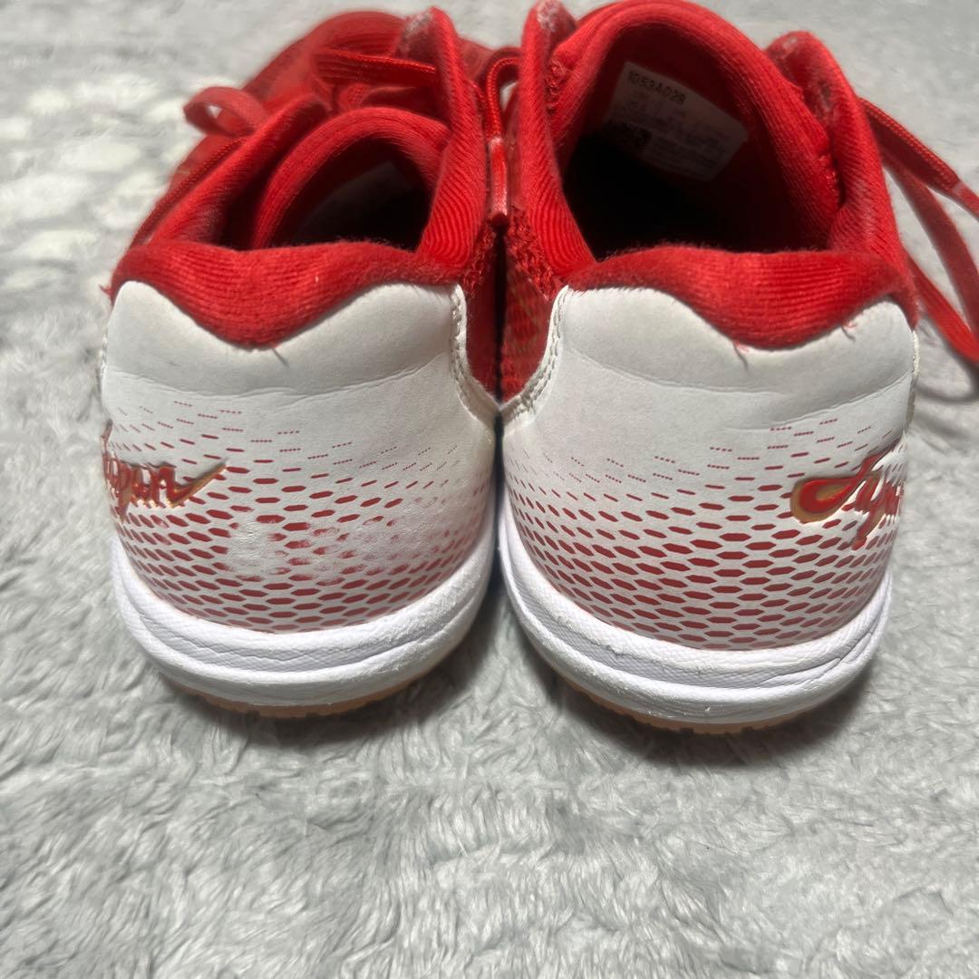 アシックス　バレーボールシューズ赤