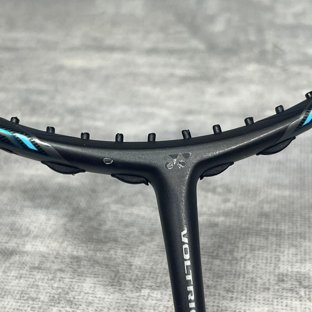 廃盤 YONEX VOLTRIC Z-FORCE II ヨネックス バドミントン