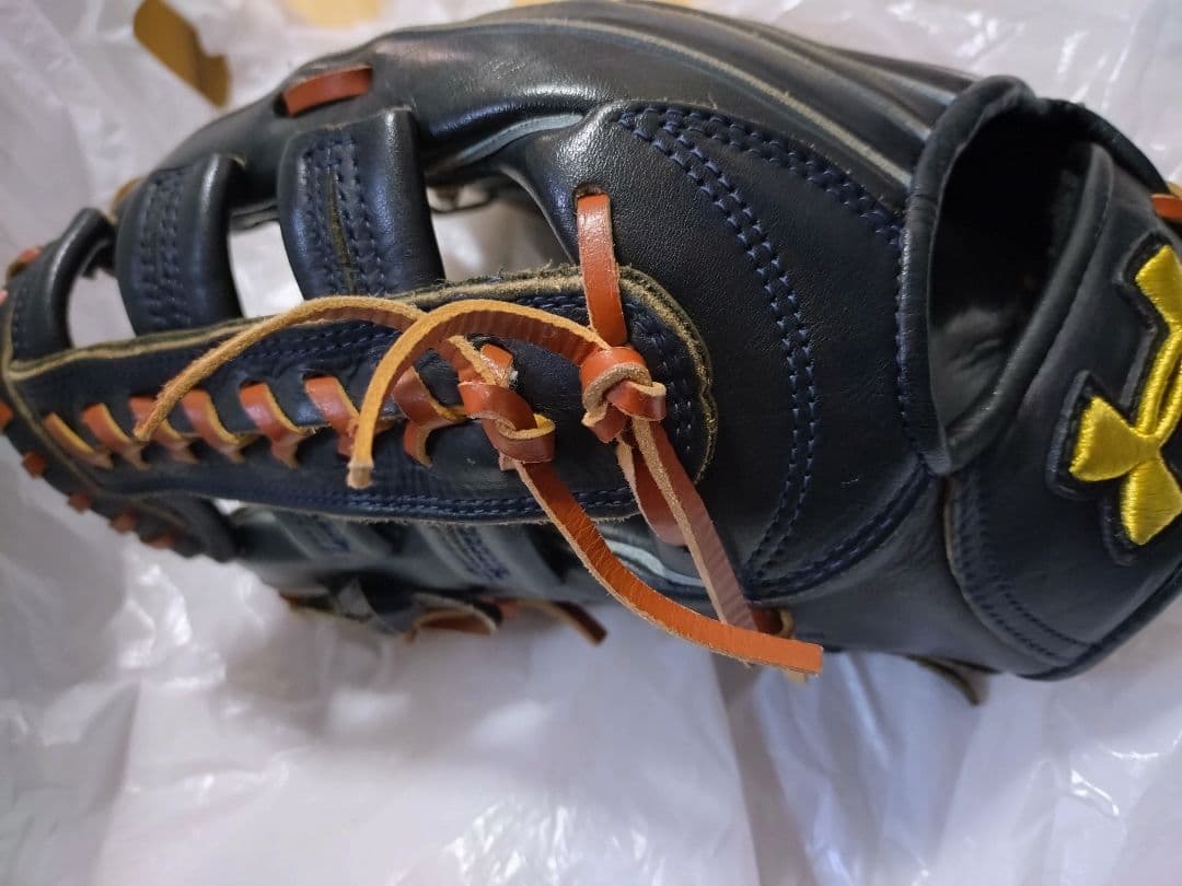 【左利き】Under Armour 野球グローブ