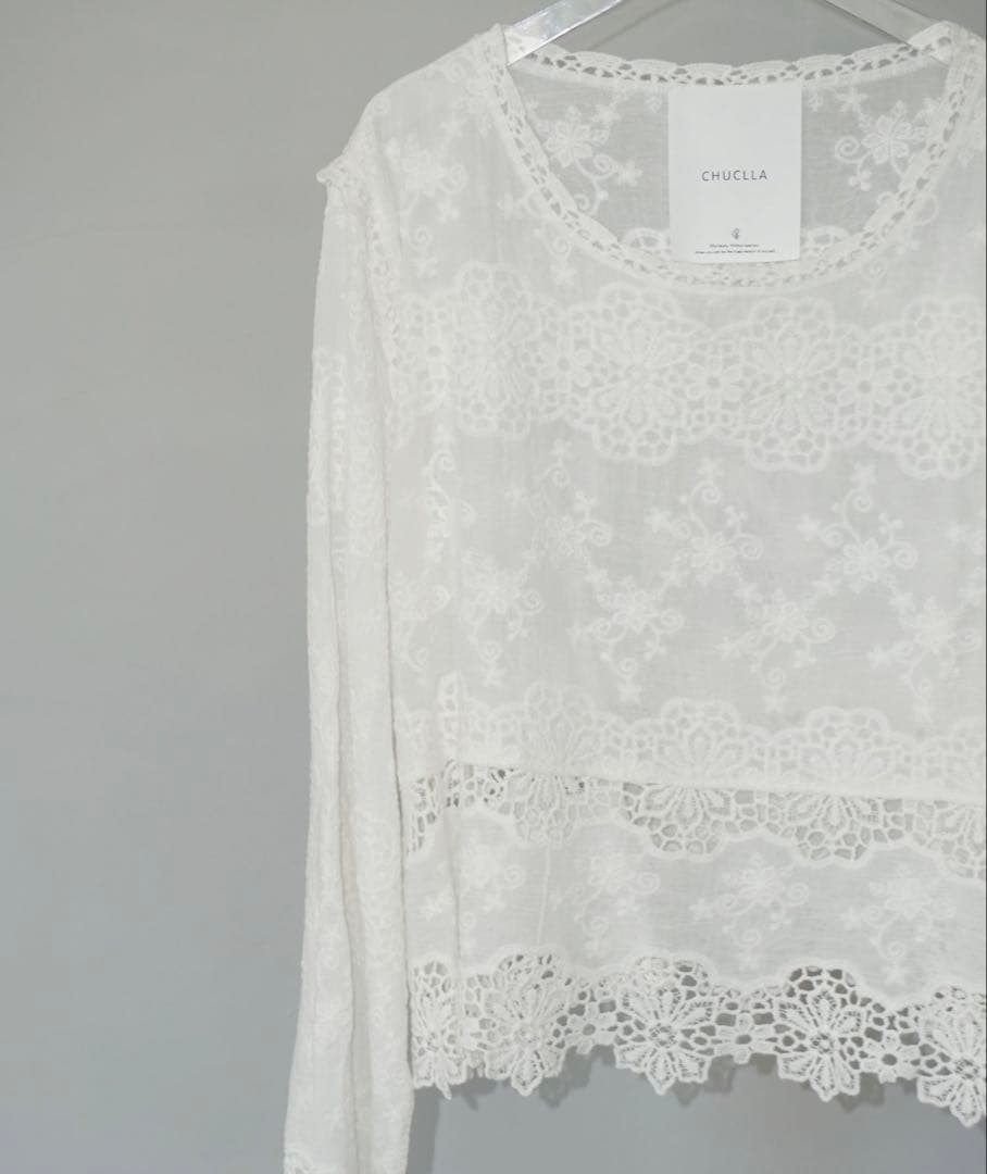 chuclla レース　長袖ブラウス　袖レース　裾レース　プルオーバー