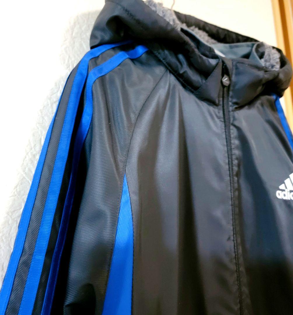 【adidas】新品☆中綿ベンチコート 裏ボア 防寒　 あたたかい160 黒/青