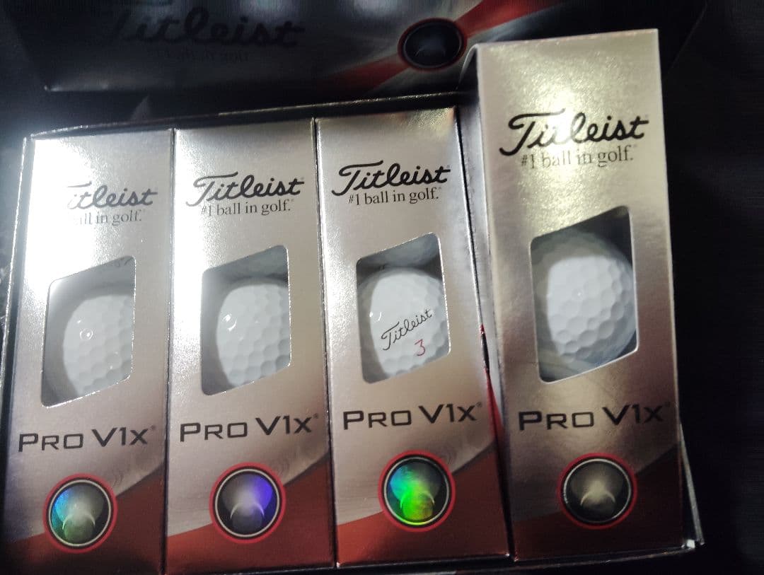 タイトリストPRO V1x 23ゴルフボール 1ダース 12球入り ホワイト