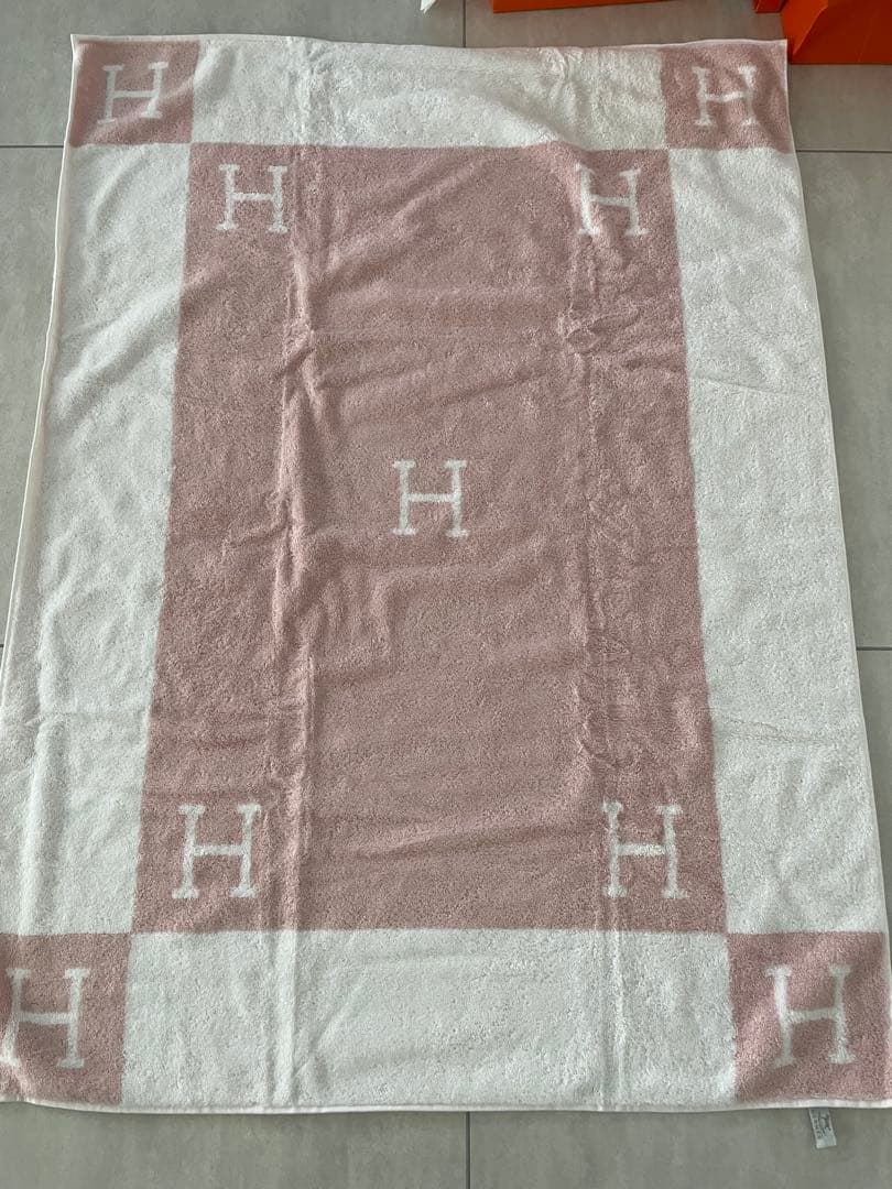 HERMES バスタオル アヴァロン　新品未使用