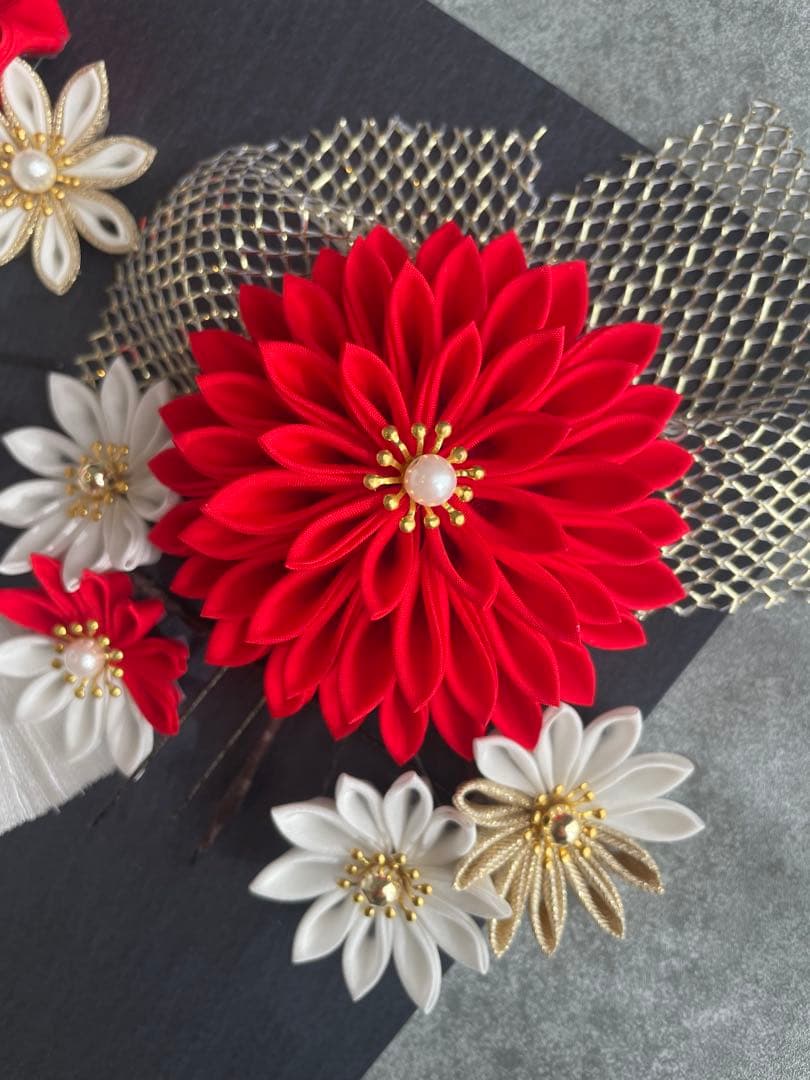 赤白髪飾り　和装髪飾り　振袖髪飾り　髪飾りセット